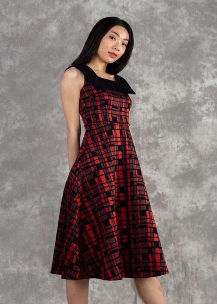 Bouvier Dress in Cobblestone Red