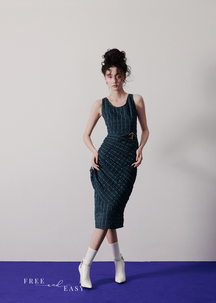 Nyad Dress in Teal Seersucker